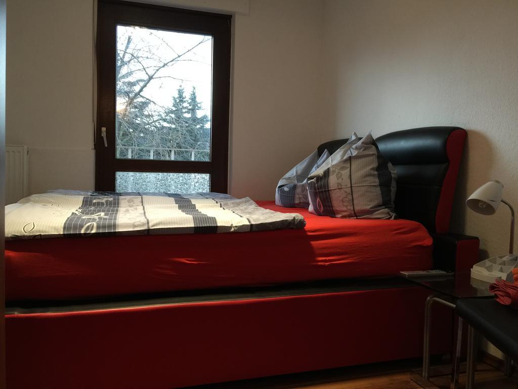 Gaestehaus Peterhoff Birresdorf 객실 사진